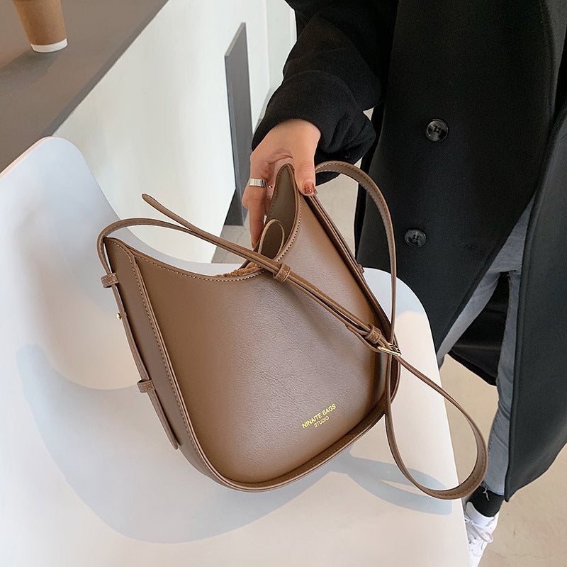 New ladies shoulder messenger bag