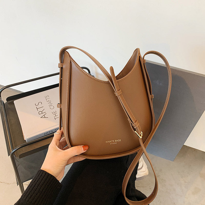 New ladies shoulder messenger bag