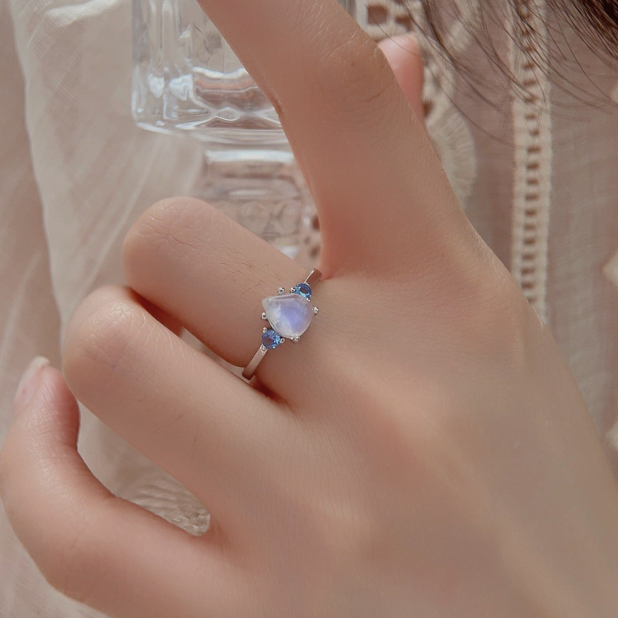 Women's Stylish Simple And Versatile Moonstone Ring