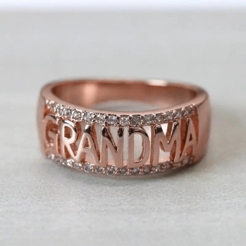 Three-row Combination Geometric Round Four-claw Inlaid Ring
