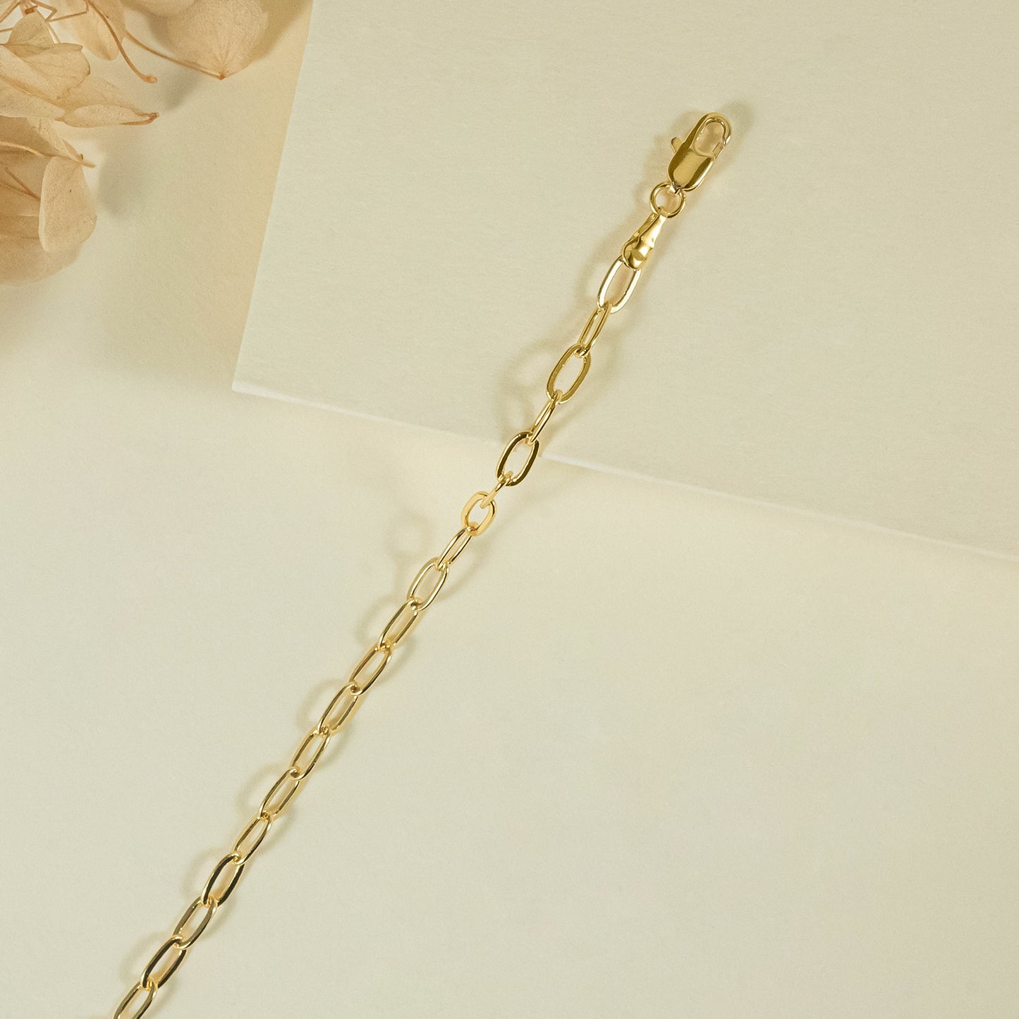 Women's Fashion Hollowed-out Thick Chain Bracelet